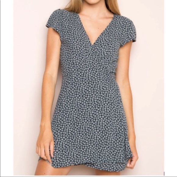 Brandy Melville Floral Wrap Dress - Picture 1 of 9